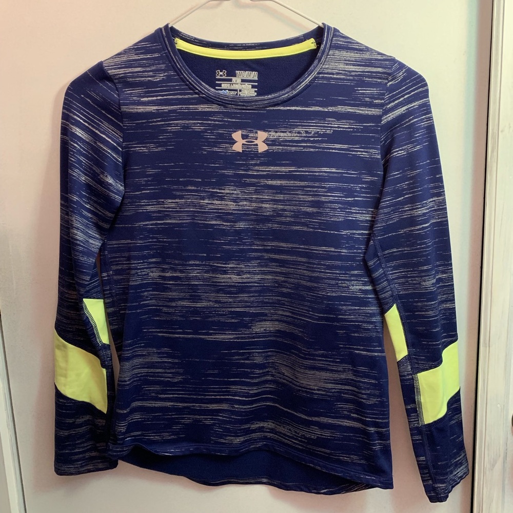 girls long sleeve under armour workout top